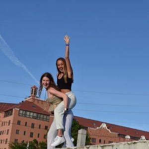 Meet your Posher, Lucy